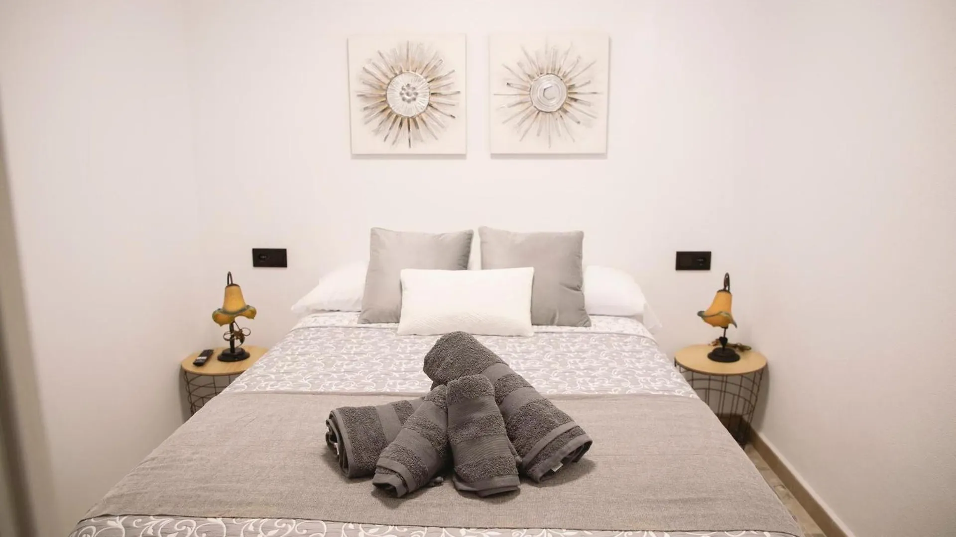Apartamentos La Calera Zahara De La Sierra 0*,